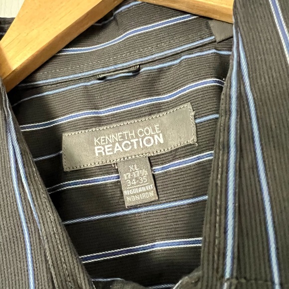 Kenneth Cole | men’s black stripe button down shirt - XL regular fit - Picture 8 of 8